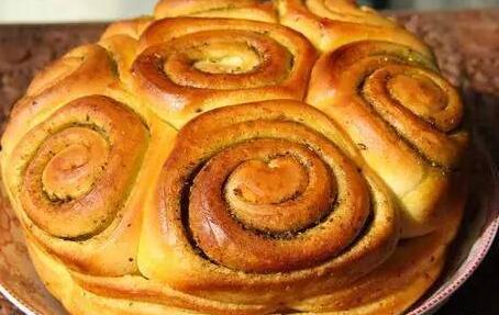 高原绿韵，青海绿色发展新篇章